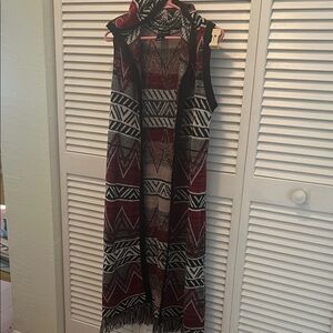 #0978+ Geometric Patterned Sleeveless Cardigan